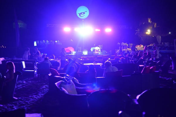 Soul Music with Gisele at Edde Sands